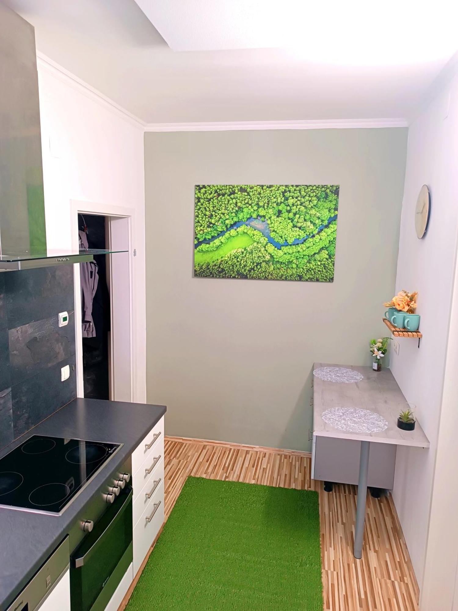 Family Apartments 2 Room'S Centre Muerzzuschlag Екстериор снимка