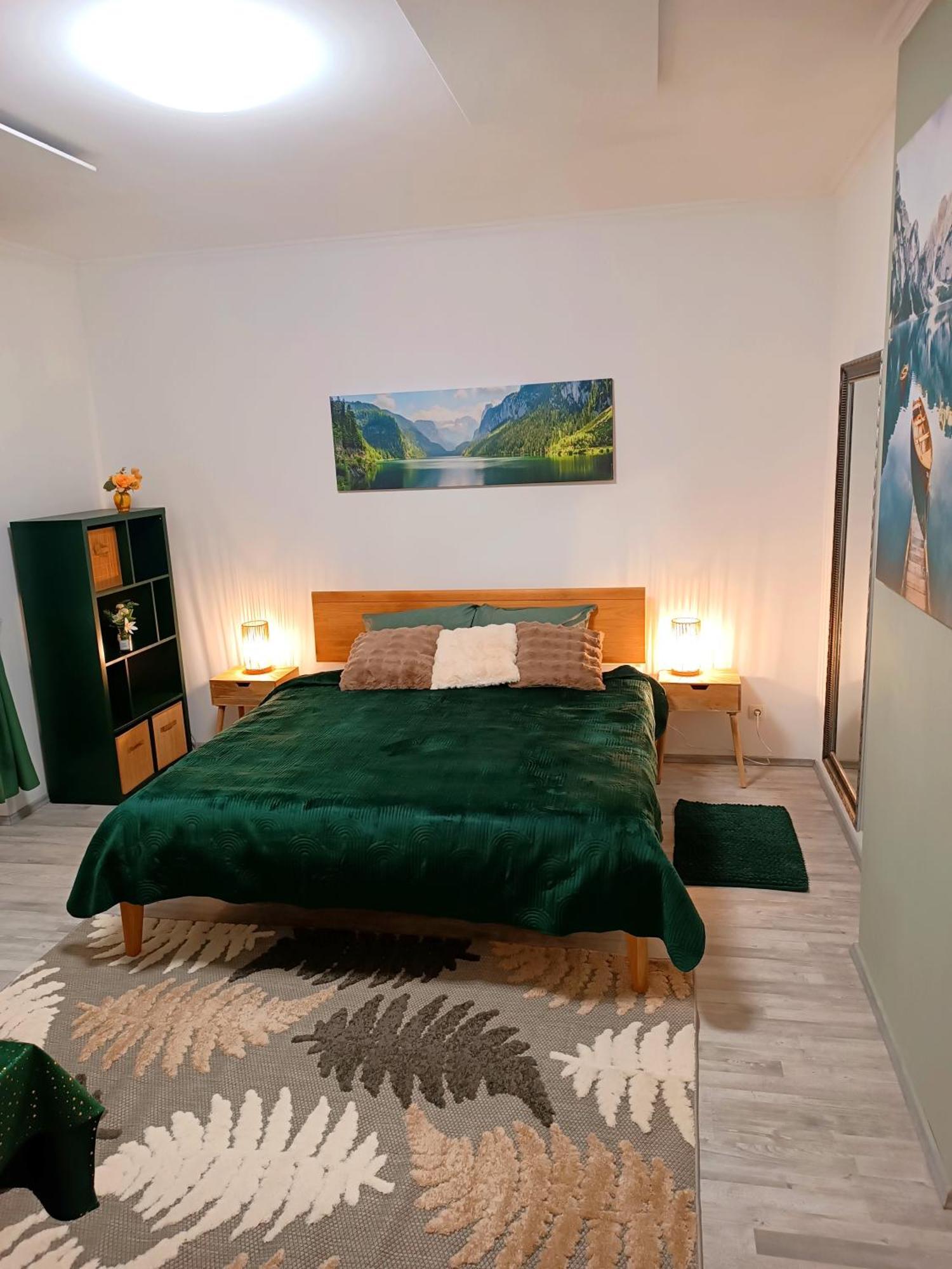Family Apartments 2 Room'S Centre Muerzzuschlag Екстериор снимка