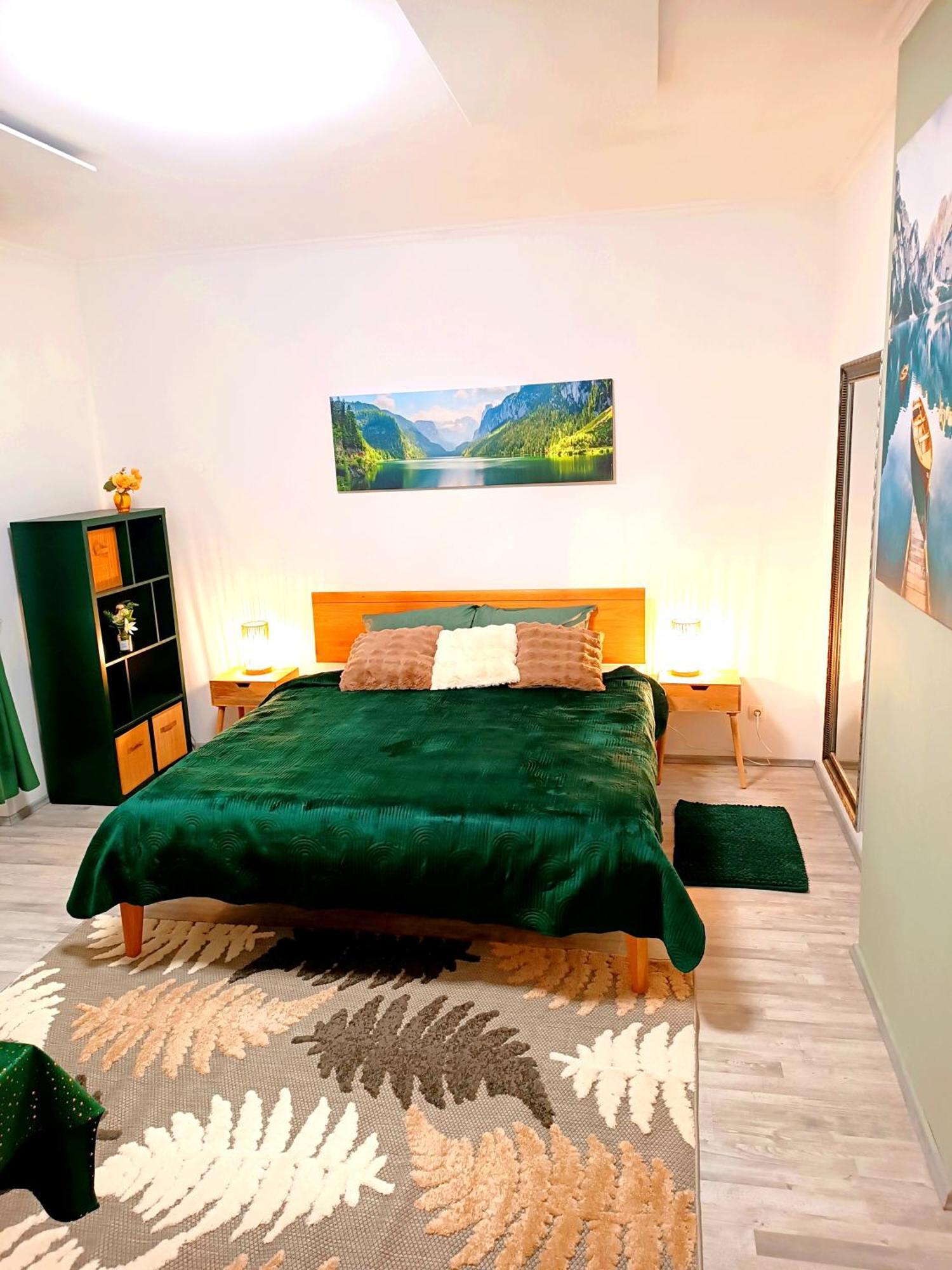 Family Apartments 2 Room'S Centre Muerzzuschlag Екстериор снимка